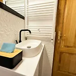 Daire Elixir With Balcony & Panoramic View Craiova