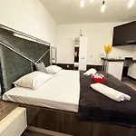 Elixir With Balcony & Panoramic View Daire Craiova