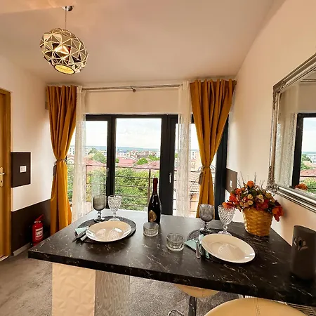 Elixir With Balcony & Panoramic View Craiova