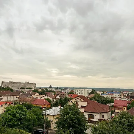 Elixir With Balcony & Panoramic View Apartment *